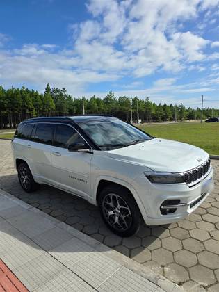 JEEP COMMANDER 2.0 TD380 TURBO DIESEL OVERLAND AT9